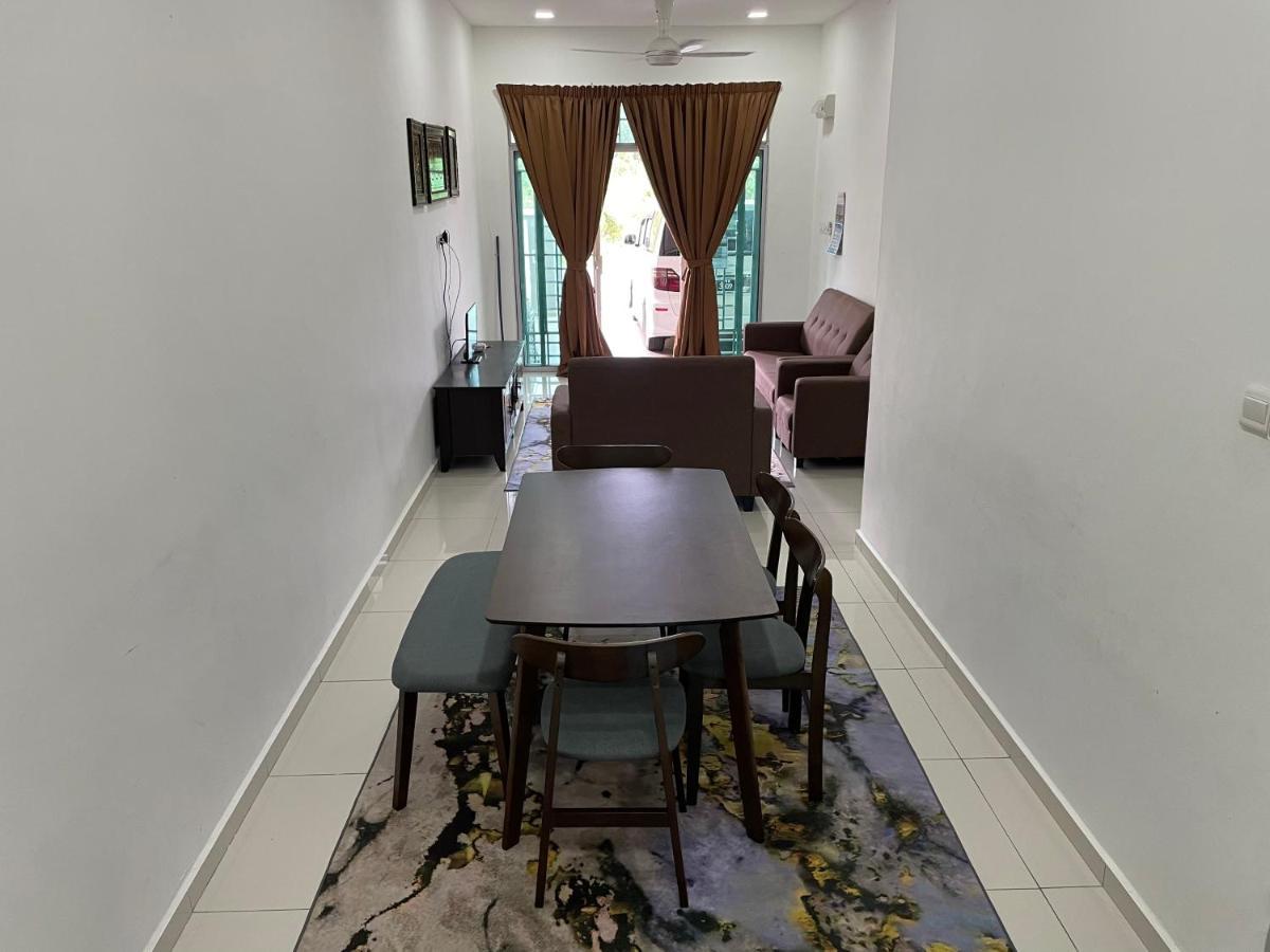 Maryam Homestay Jertih Exterior foto